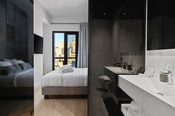 azur hotel volos