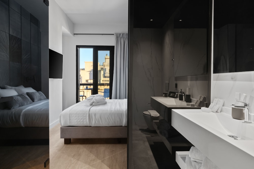 azur hotel volos