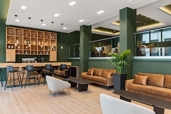 azur hotel volos
