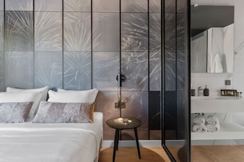 azur hotel volos