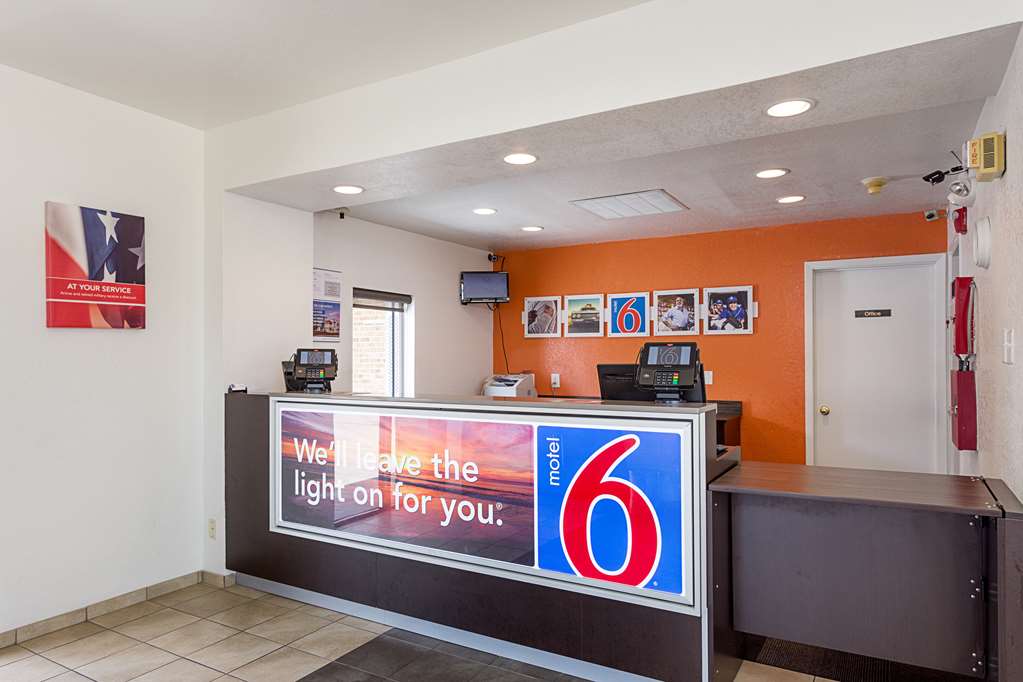 motel 6 baton rouge la southeast
