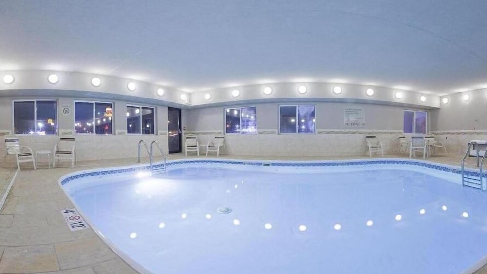 holiday inn express jamestown by ihg