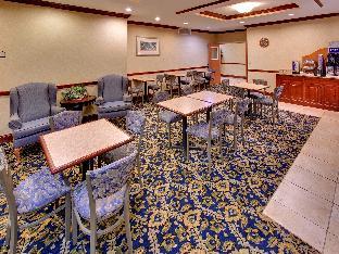 holiday inn express jamestown by ihg