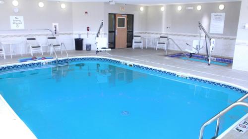 holiday inn express jamestown by ihg
