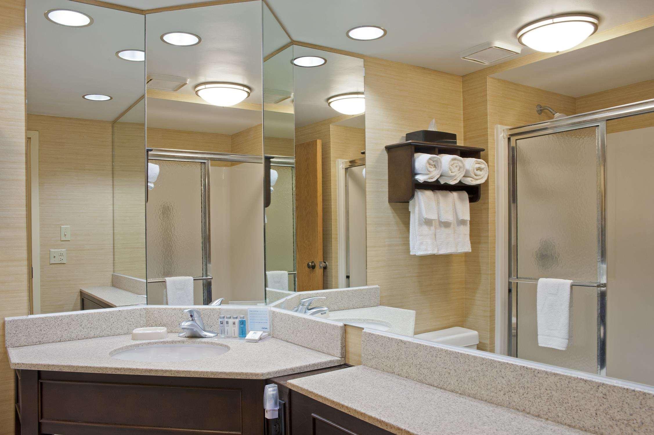hampton inn janesville