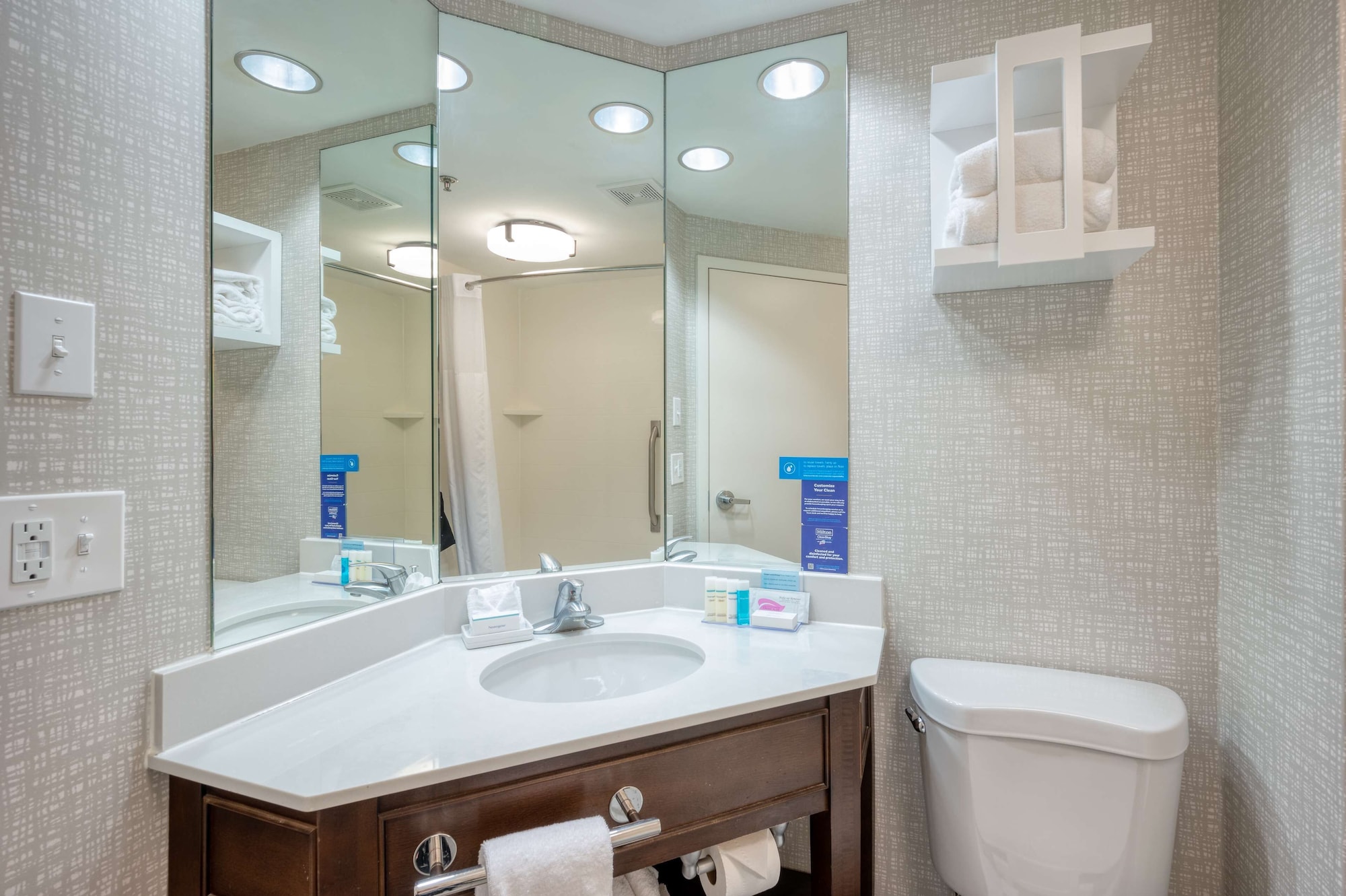 hampton inn janesville