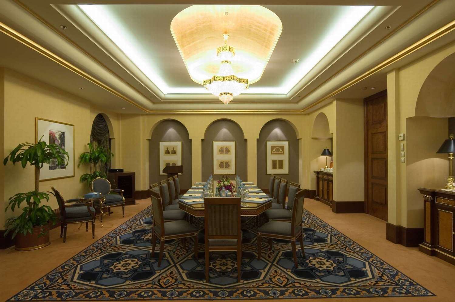 waldorf astoria jeddah qasr al sharq