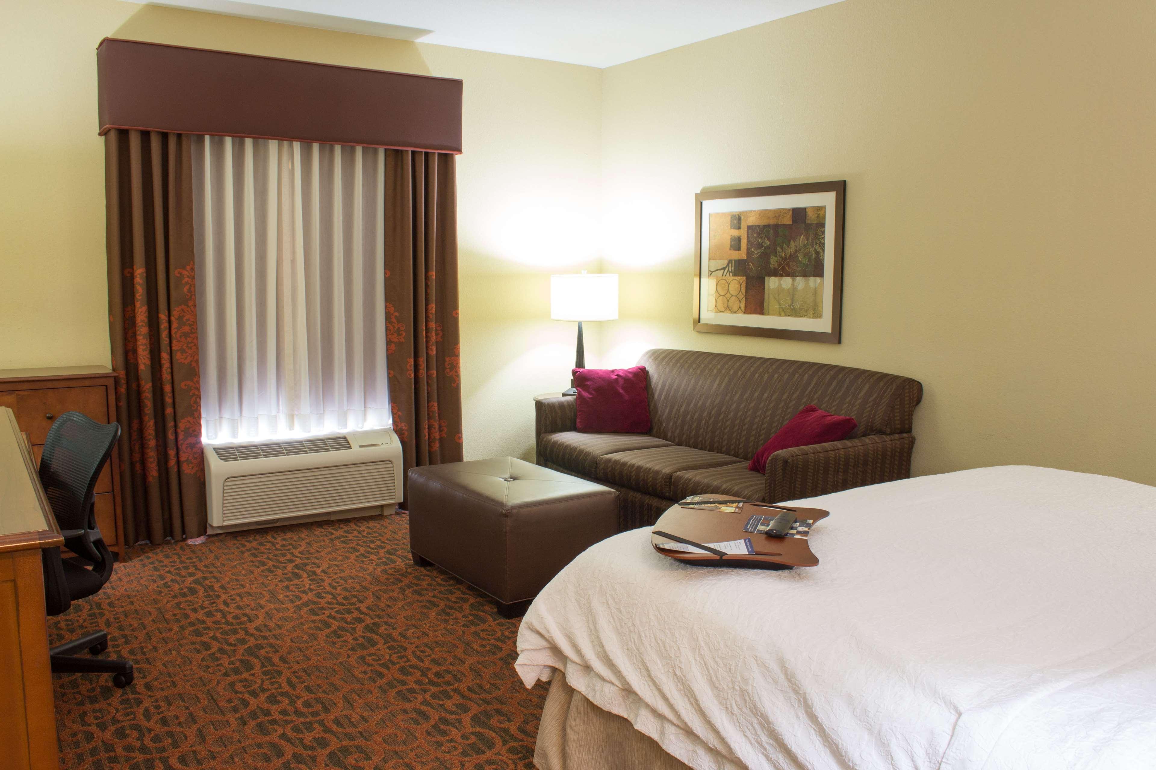 hampton inn junction city
