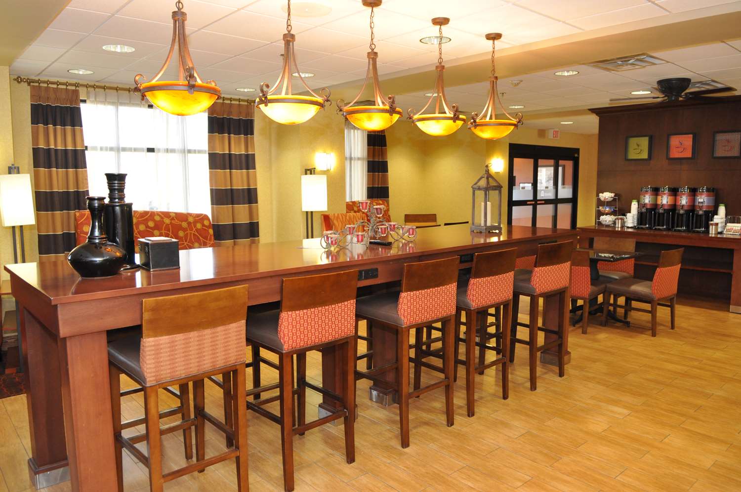 hampton inn junction city