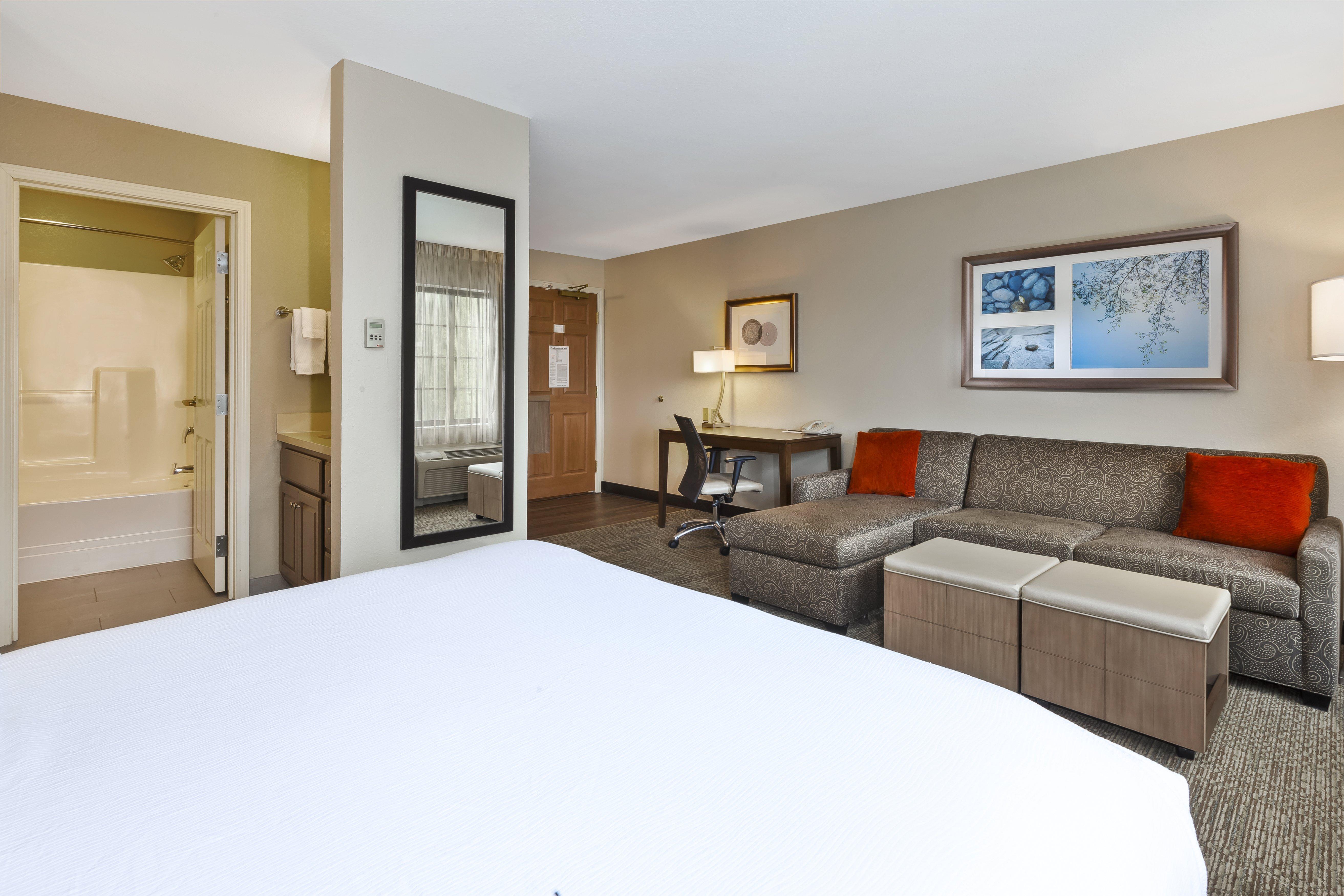 staybridge suites kalamazoo by ihg