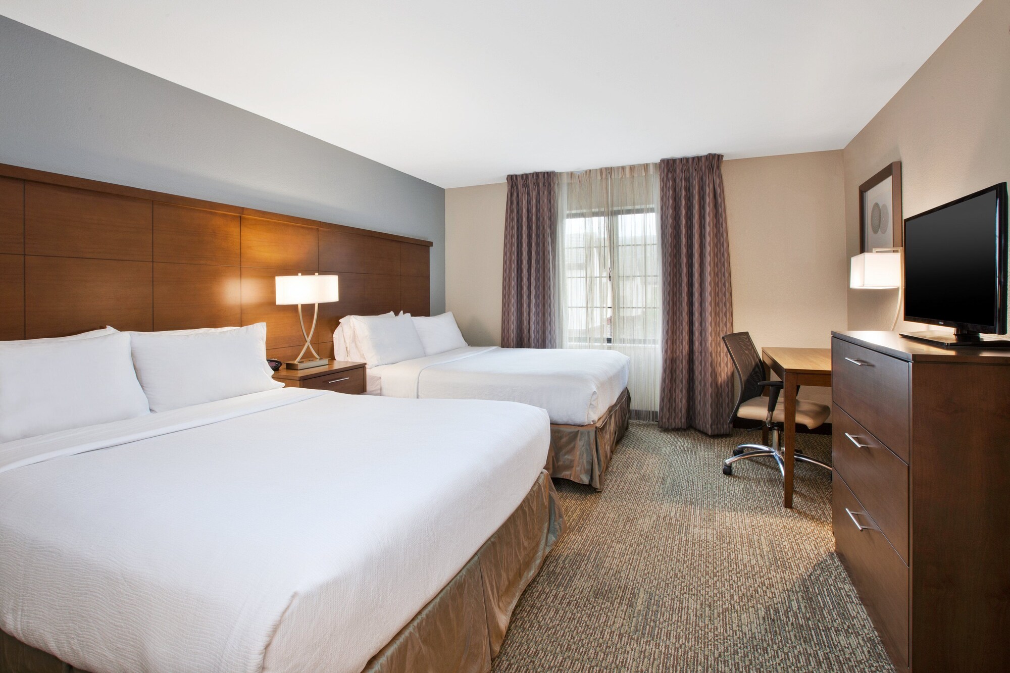 staybridge suites kalamazoo by ihg