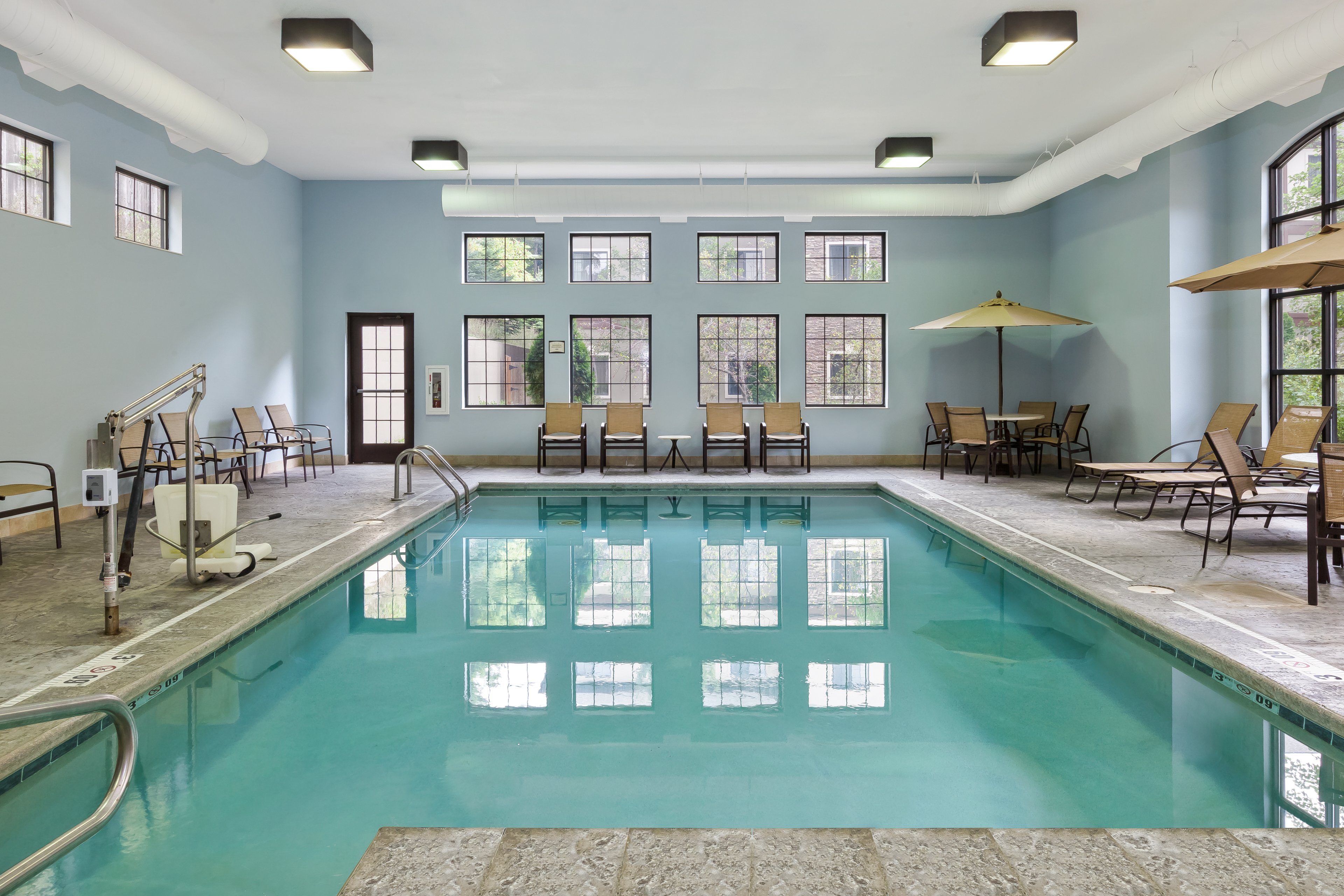 staybridge suites kalamazoo by ihg