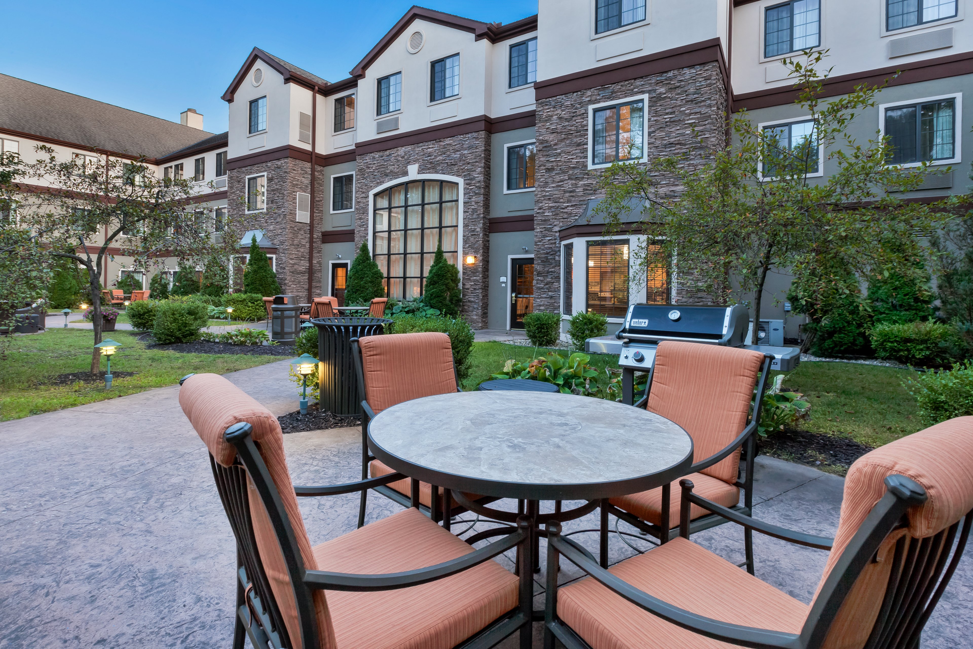 staybridge suites kalamazoo by ihg