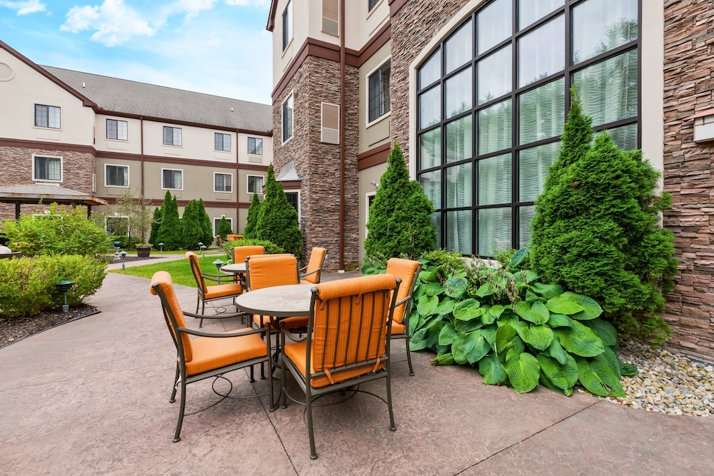 staybridge suites kalamazoo by ihg