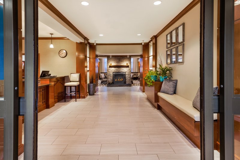 staybridge suites kalamazoo by ihg