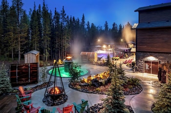 kananaskis mountain lodge autograph collection