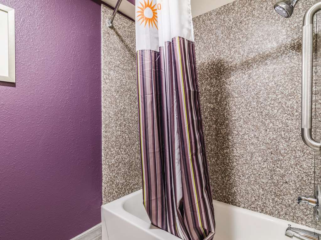 la quinta inn and suites by wyndham kansas city airport