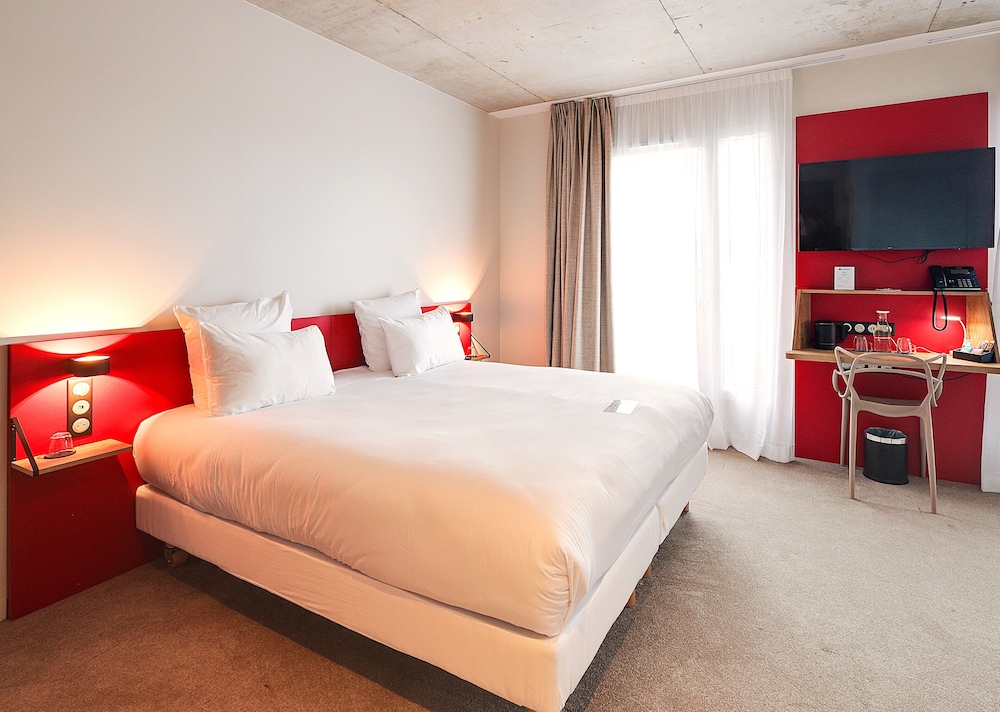 best western 11bauer paris st ouen