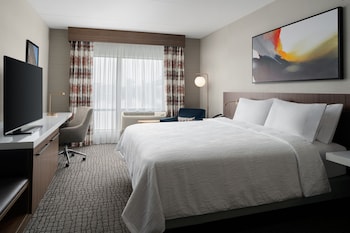 hilton garden inn grand prairie at epiccentral