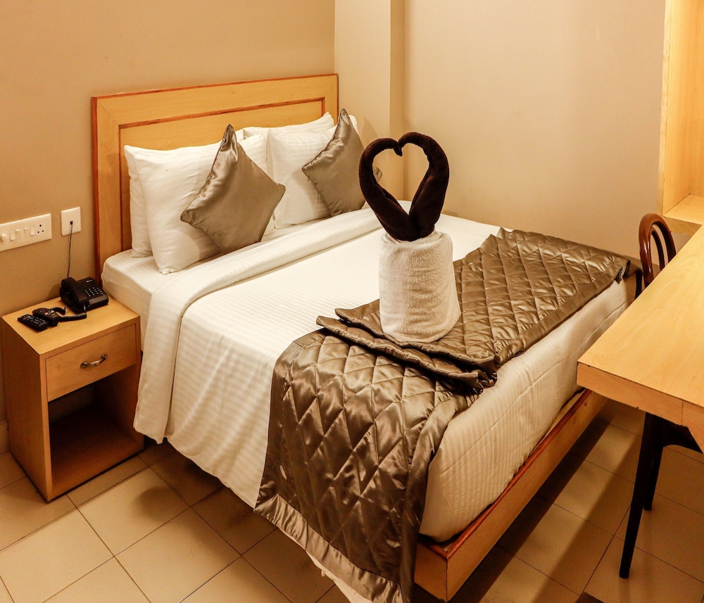 hotel vinayaga tirupur