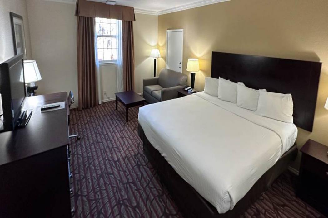 studio 6 suites dallas tx downtown