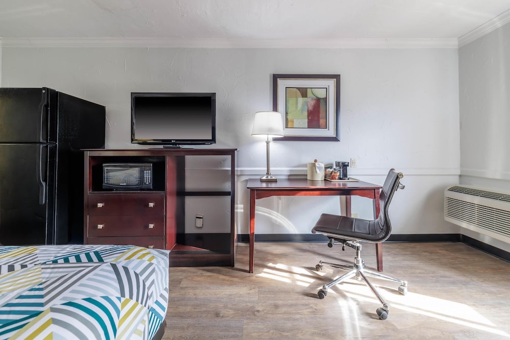 studio 6 suites dallas tx downtown