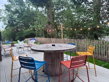 greet hotel brest aeroport