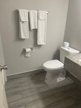 days inn by wyndham salisbury nc