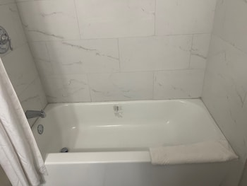 days inn by wyndham salisbury nc