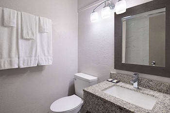 days inn by wyndham salisbury nc