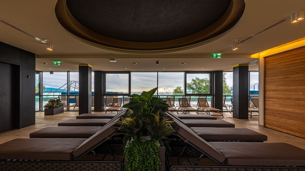 hotel helikon
