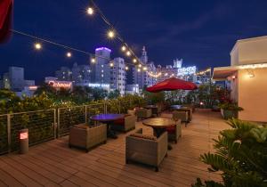 uma house by yurbban south beach