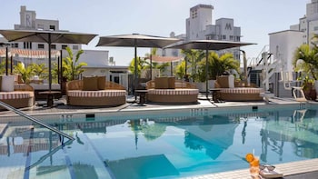 uma house by yurbban south beach