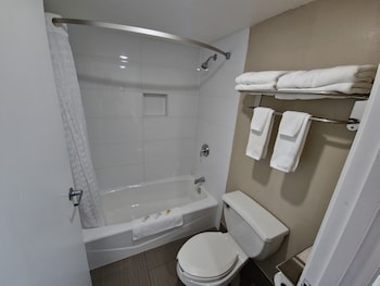 super 8 by wyndham wickenburg az