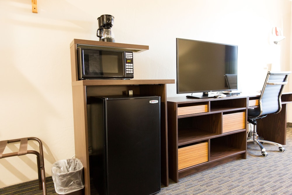 super 8 by wyndham wickenburg az