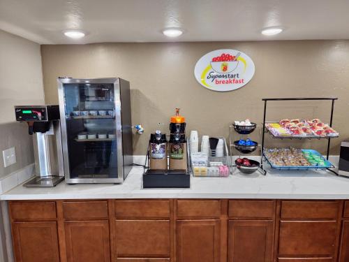 super 8 by wyndham wickenburg az