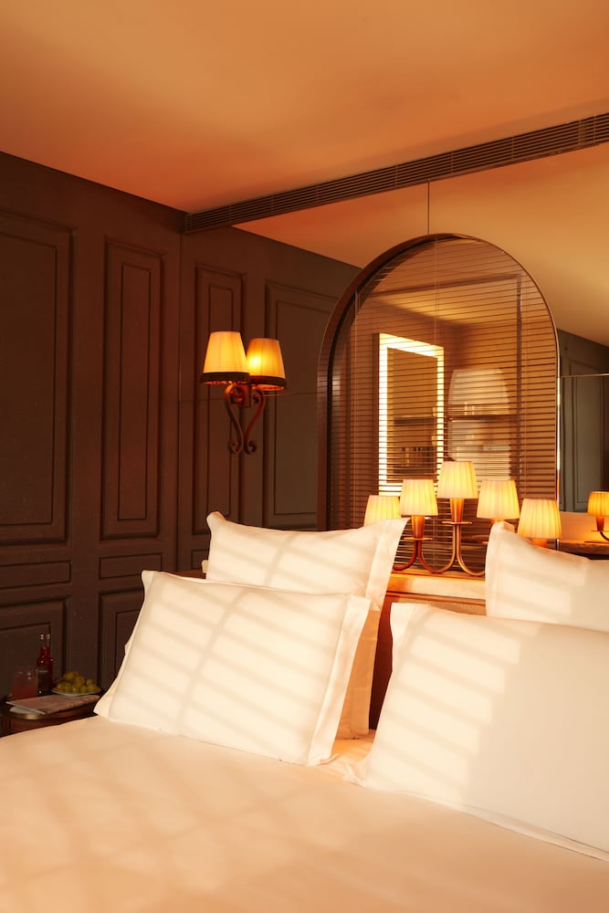 mondrian bordeaux les carmes