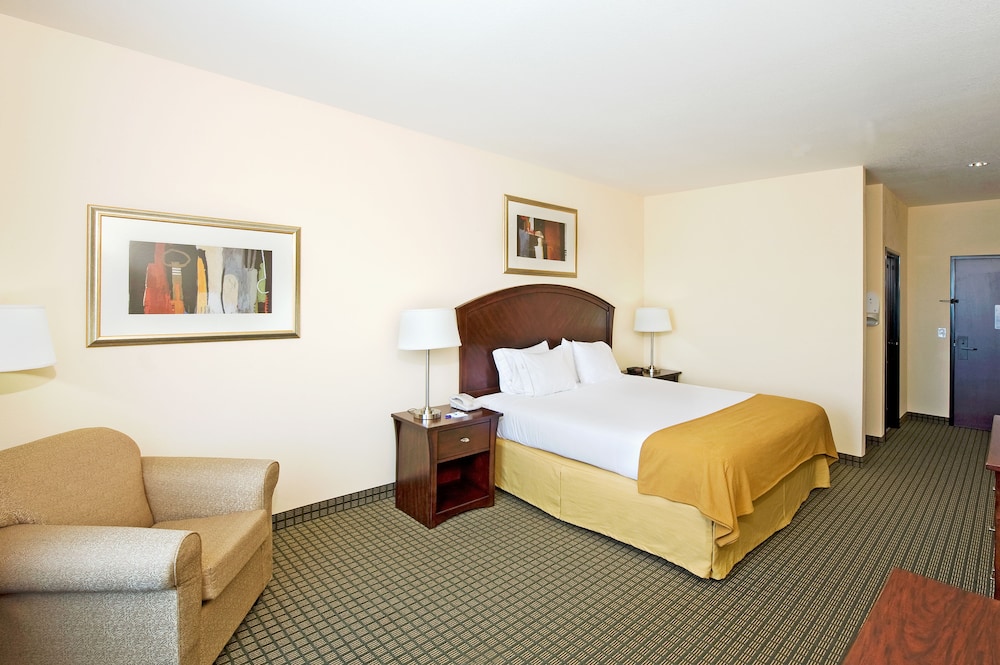 holiday inn express and suites willcox by ihg