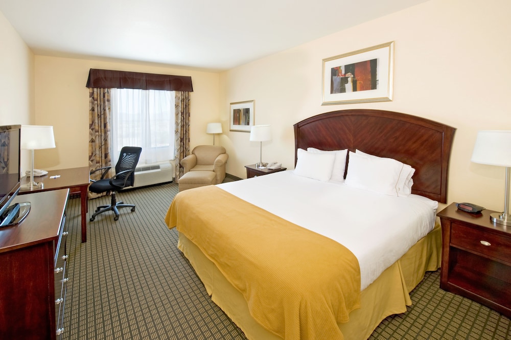 holiday inn express and suites willcox by ihg