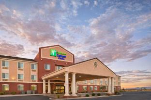 holiday inn express and suites willcox by ihg