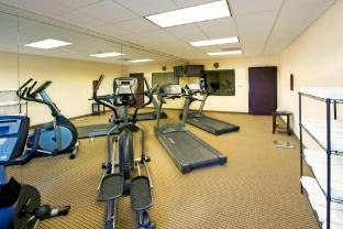 holiday inn express and suites willcox by ihg