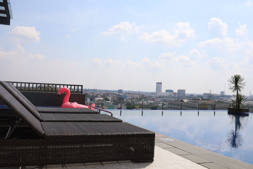 ibis palembang sanggar