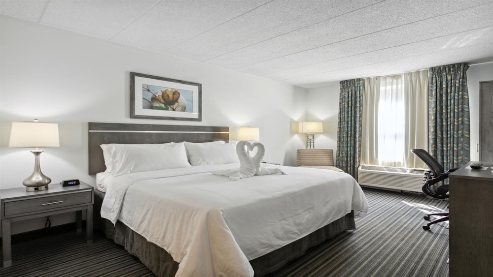 holiday inn express williamsburg north by ihg