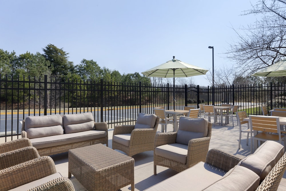 holiday inn express williamsburg north by ihg