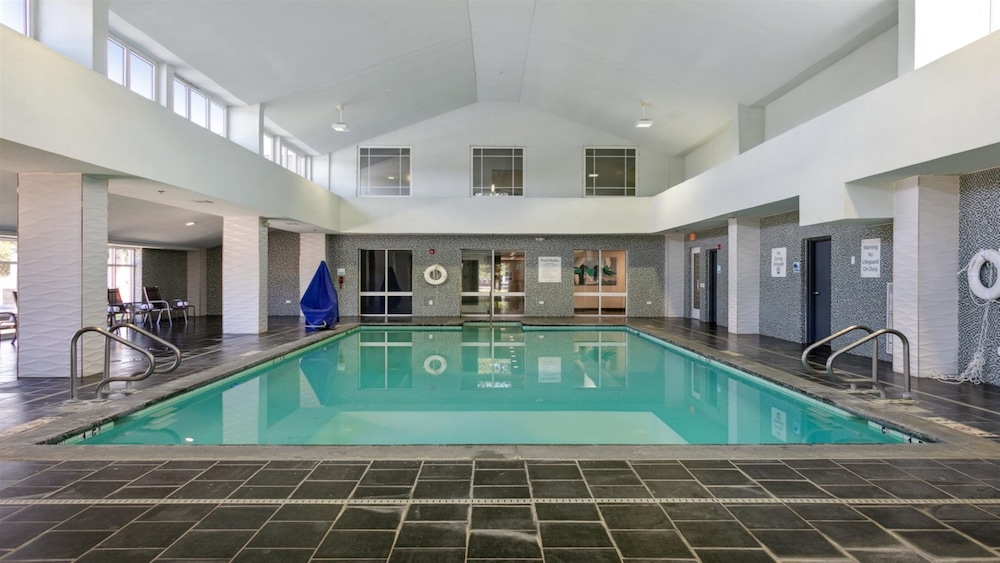 holiday inn express williamsburg north by ihg