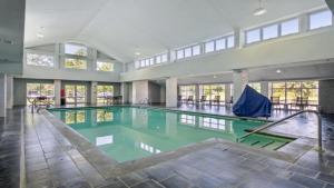 holiday inn express williamsburg north by ihg