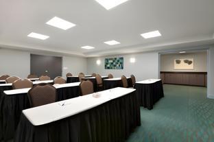 holiday inn express williamsburg north by ihg