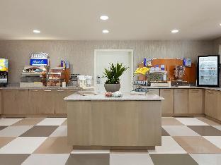 holiday inn express williamsburg north by ihg