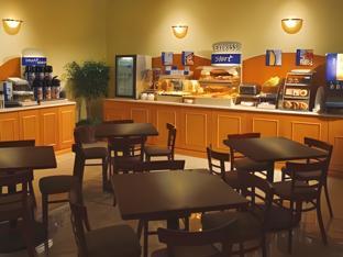 holiday inn express williamsburg north by ihg