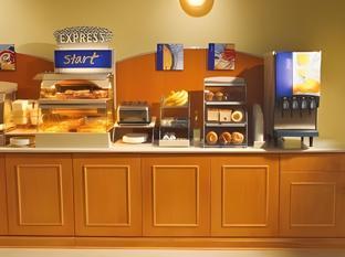 holiday inn express williamsburg north by ihg